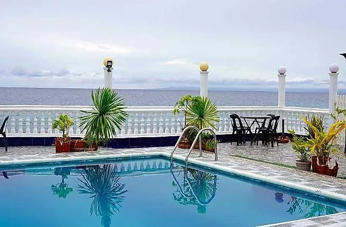 Hotel Reddoorz @ Billys Oslob